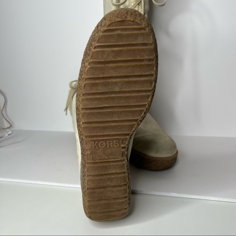 Michael Kors Cream Lace Up Boots - Picture 9 of 10